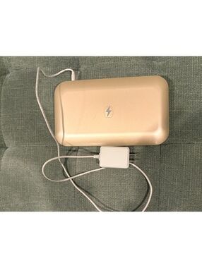 Phonesoap Model No. 800-4 UV Phone Sanitizer and Charger